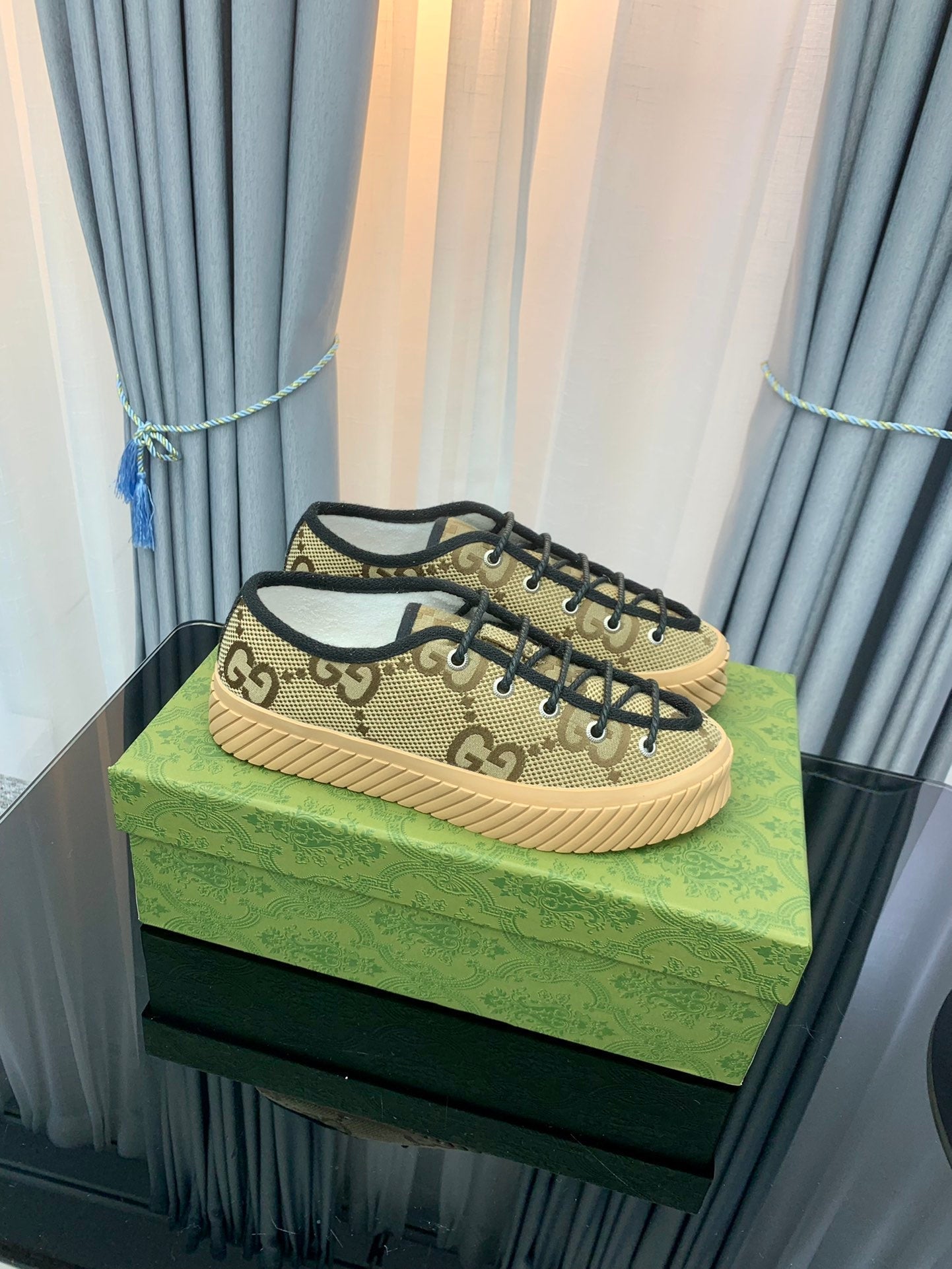 GG UNIQUE SNEAKER THICK-SOLE STRAW COLOR CANVAS