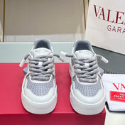 VALENTINO 25S GARAVANI ONE STUD XL PLATFORM SNEAKERS IN WHITE MIX GREY LAMBSKIN STYLE 3