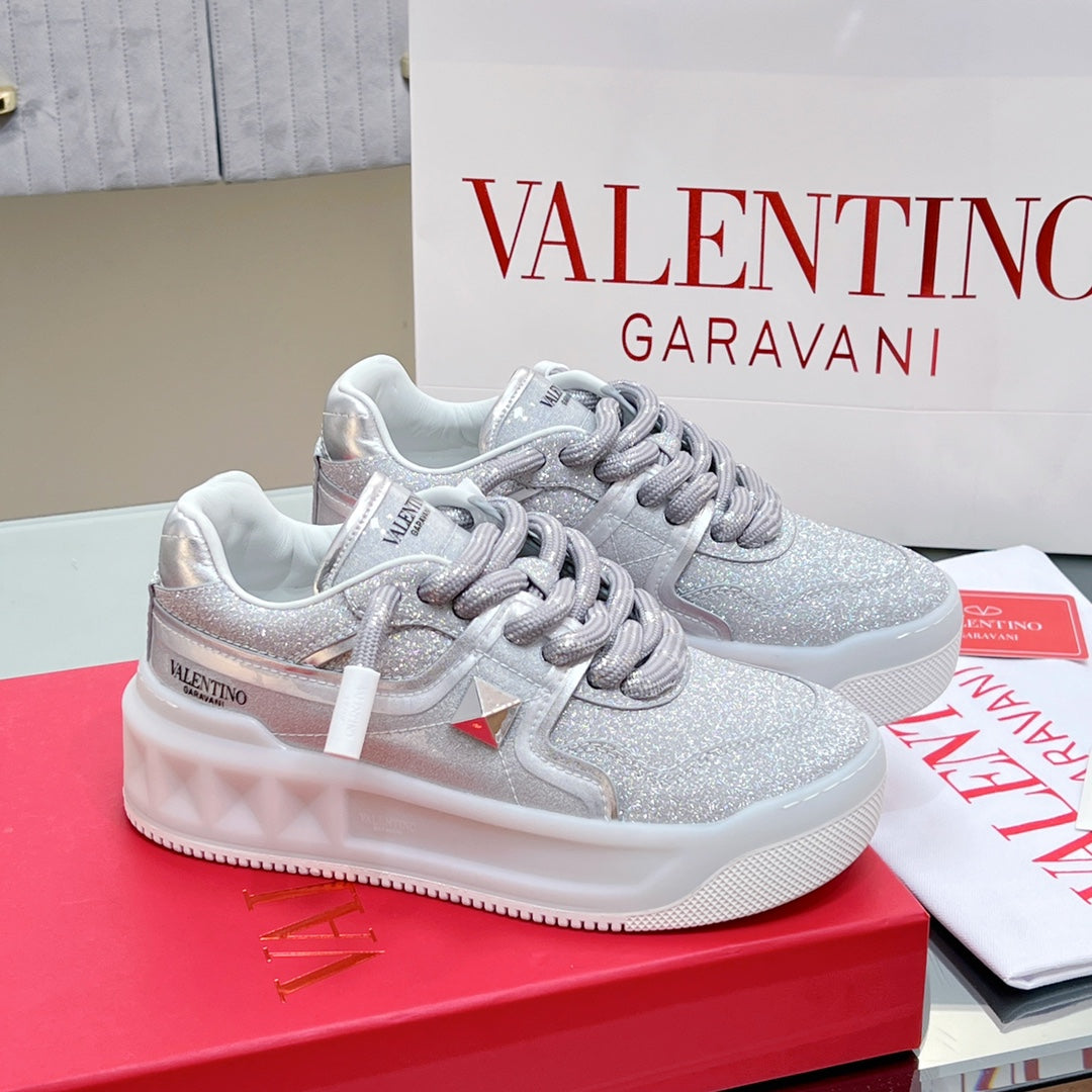 VALENTINO 25S GARAVANI ONE STUD XL PLATFORM SNEAKERS IN SILVER GLITTER FABRIC AND LAMBSKIN