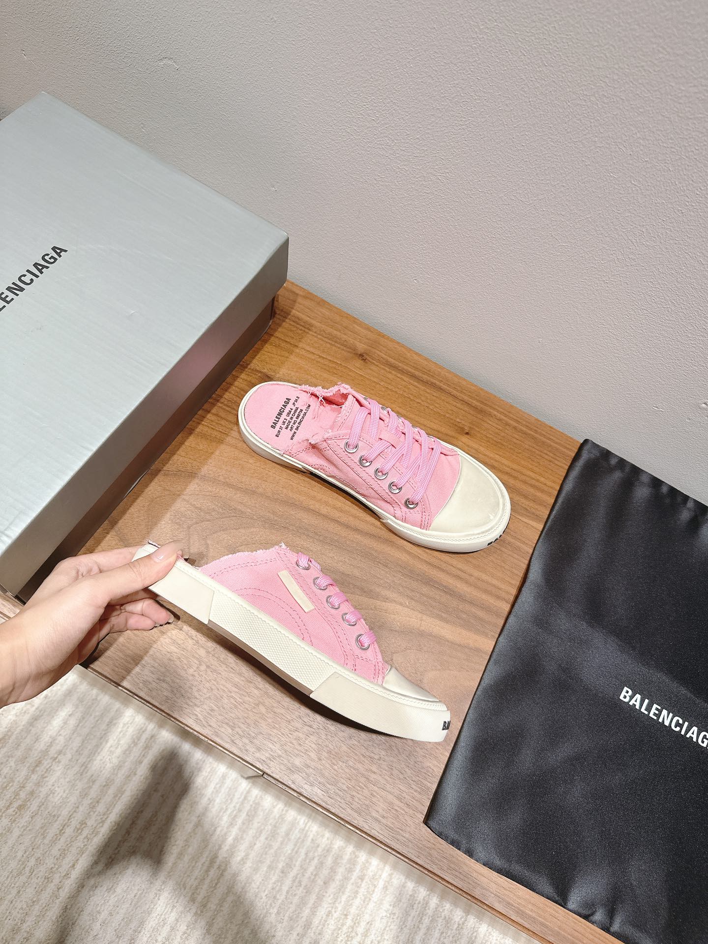 BALENCIAGA 25S SPORT CLOGS IN PINK CANVAS