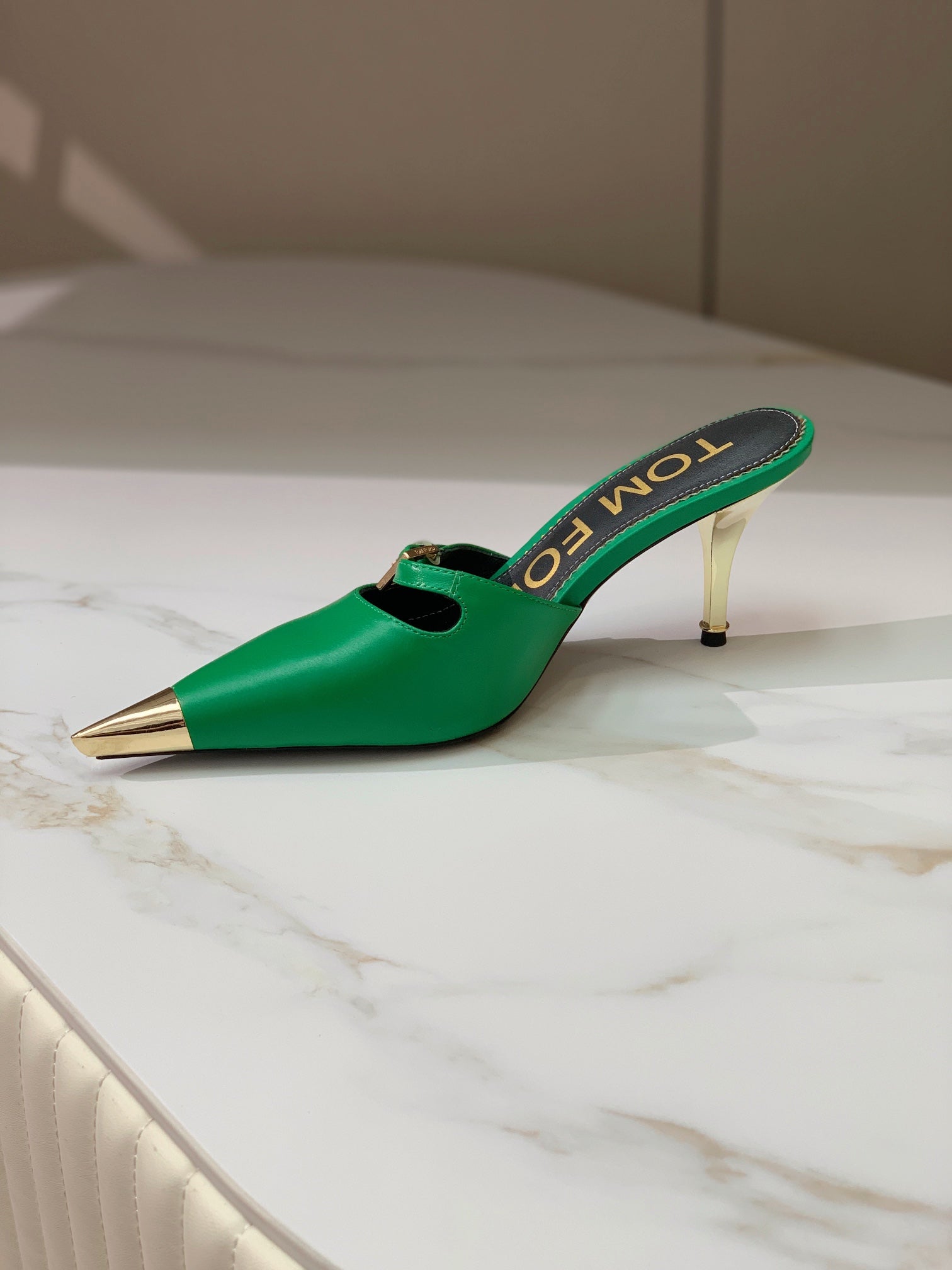 HIGH PUMP MULE 7 CM IN EMERALD GREEN CALFSKIN