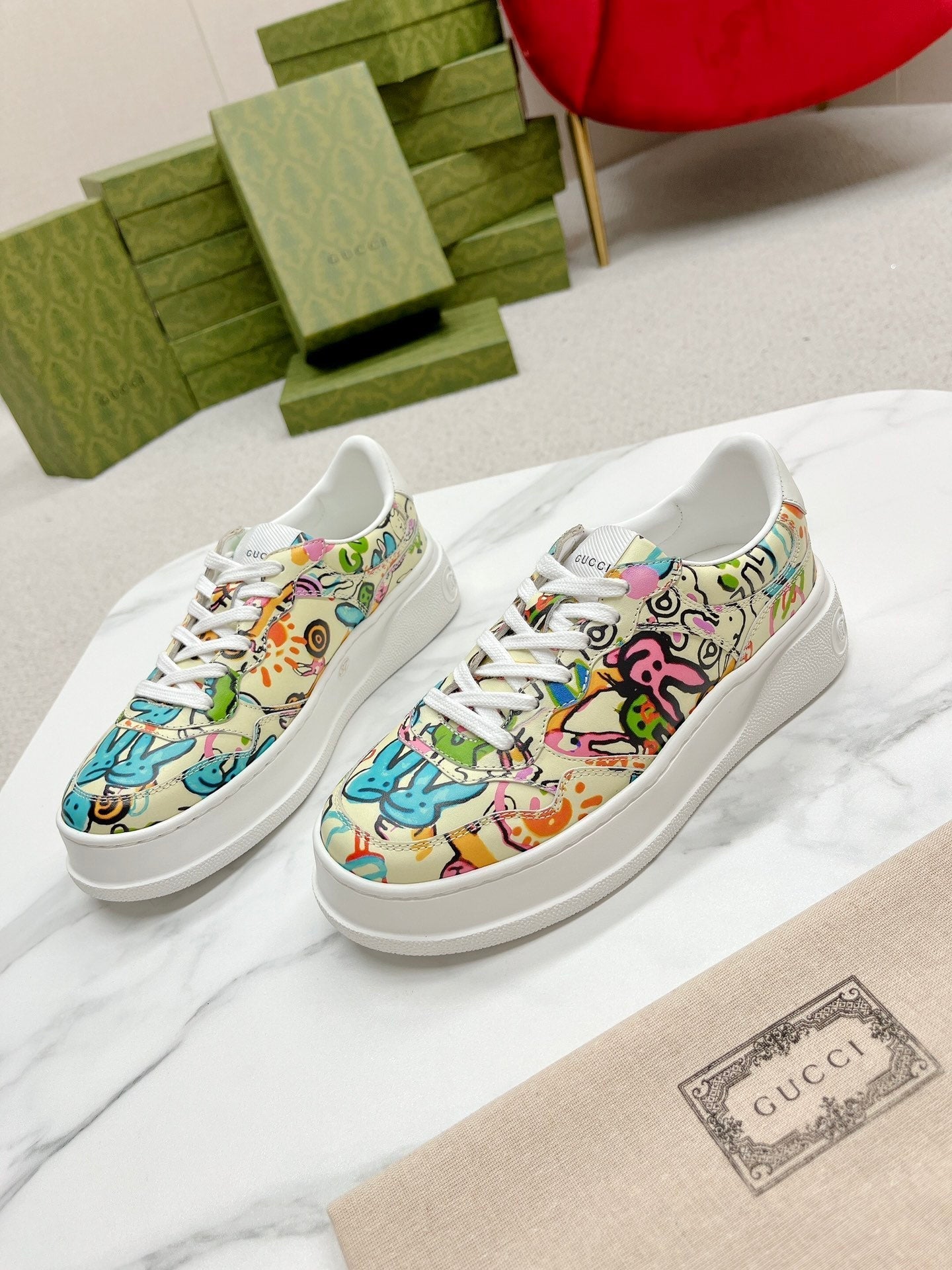 GG TRAINER SAGE CALFSKIN WITH RABBIT PATTERN