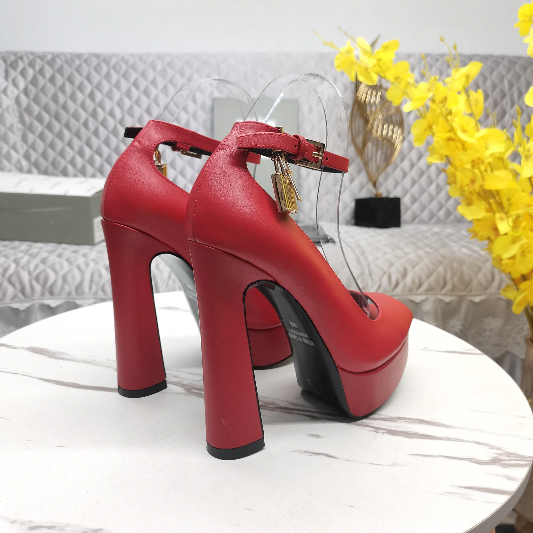 PADLOCK PLATFORM PEEP TOE PUMP 14 CM IN RUBY RED CALFSKIN