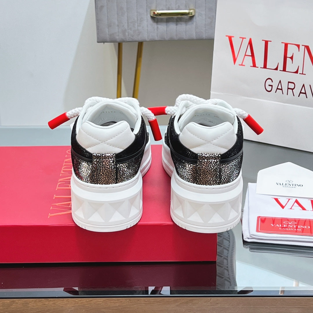 VALENTINO 25S GARAVANI ONE STUD XL PLATFORM SNEAKERS IN WHITE MIX METALLIC LAMBSKIN