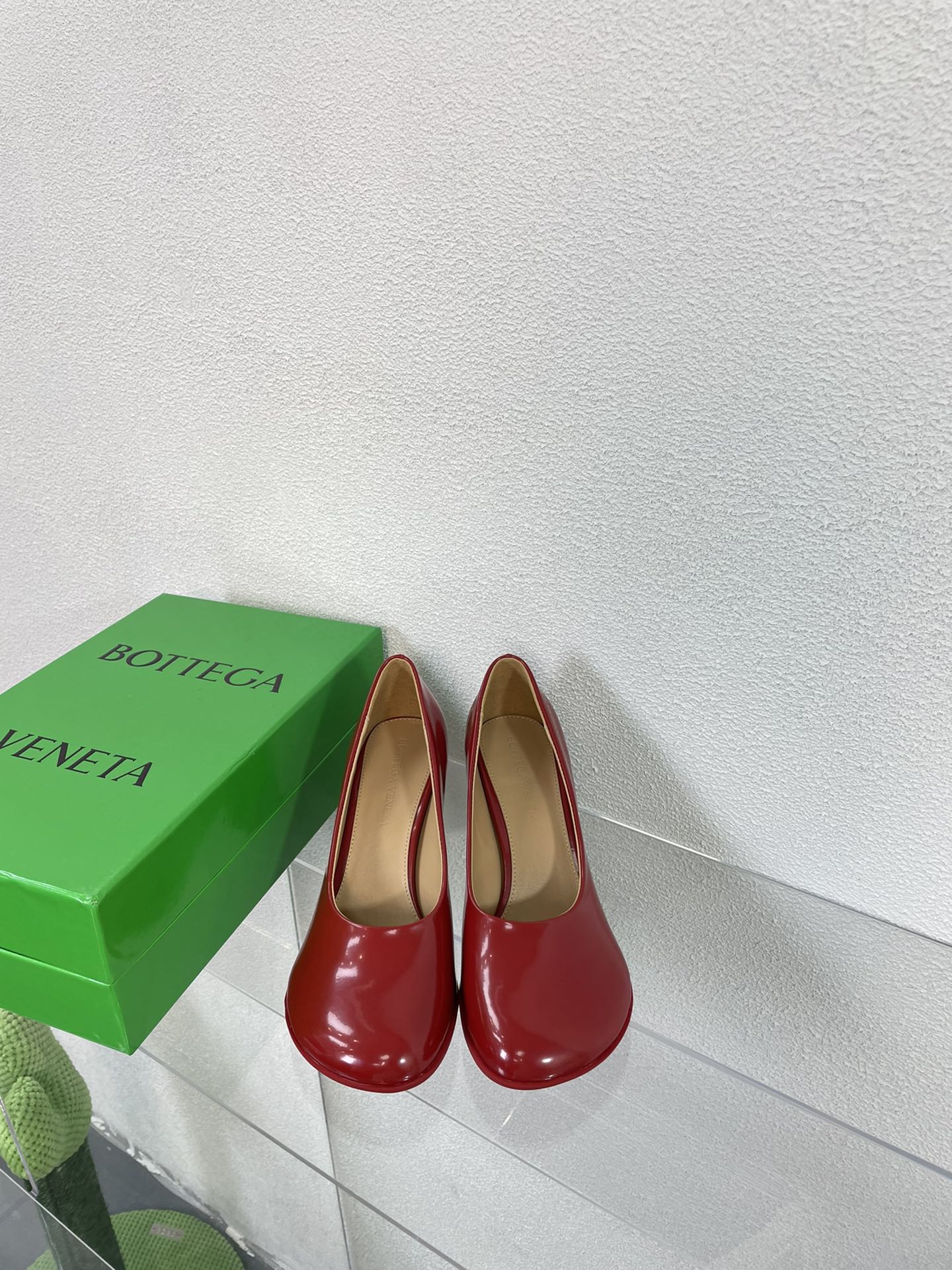 ATOMIC HIGH PUMP 9 CM IN RUBY RED CALFSKIN