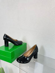 ATOMIC HIGH PUMP 9 CM IN BLACK CALFSKIN