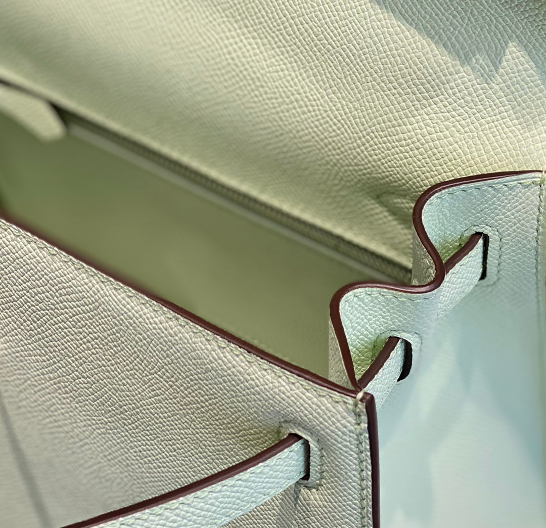 KELLY 28CM IN VERT FIZZ SWIFT CALFSKIN SILVER HARDWARE