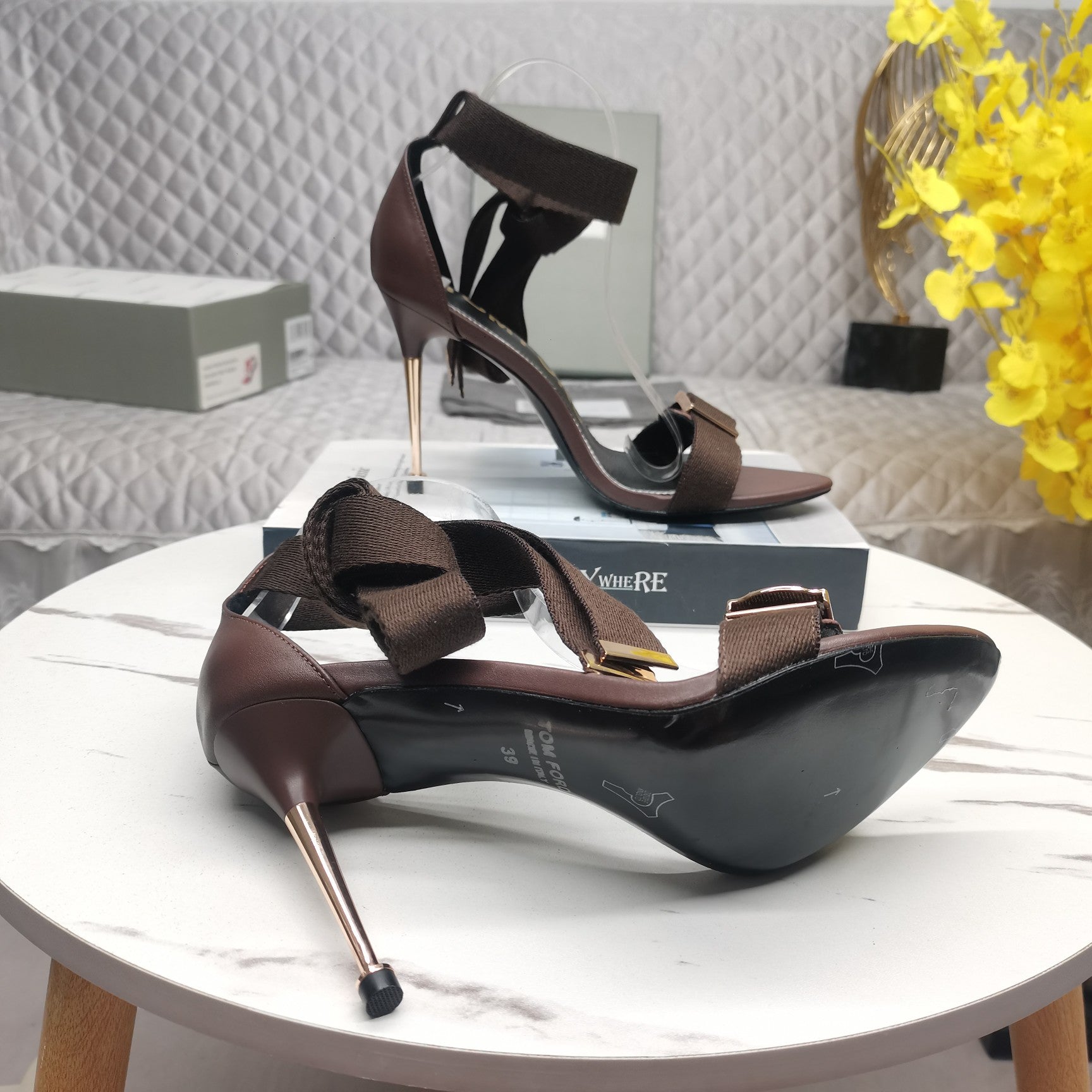 HIGH HEEL 10 CM IN CHOCOLATE BROWN FABRIC AND LAMBSKIN