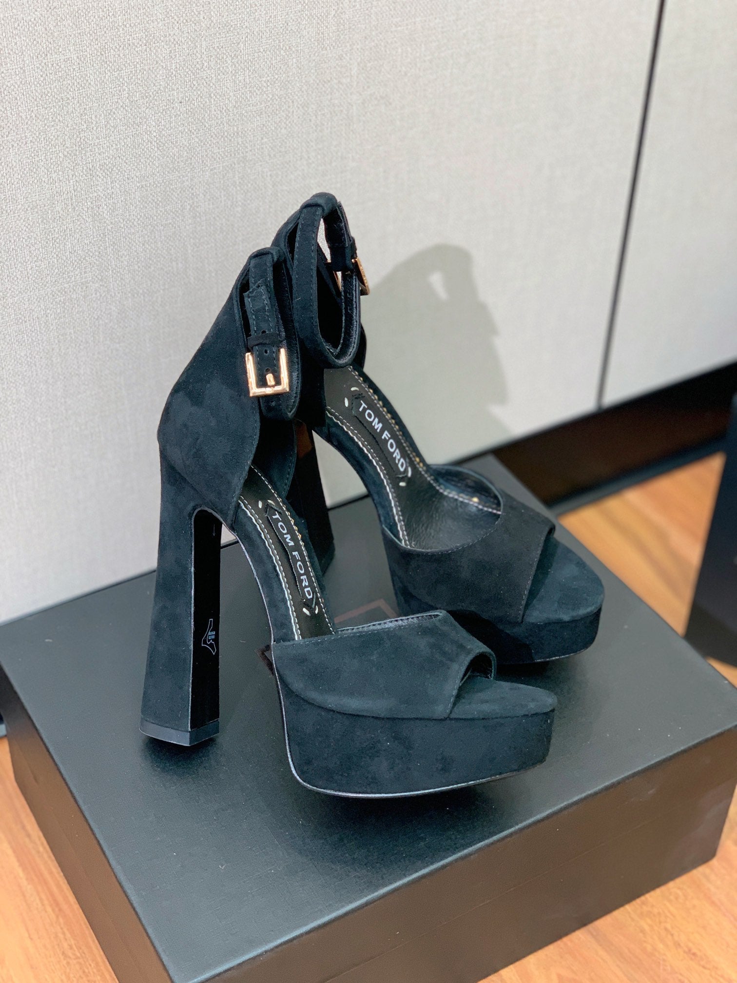 HIGH HEEL 14.5 CM SANDALS IN BLACK SUEDE