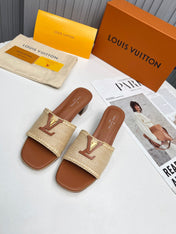 LV 26S CAPRI HIGH-HEELED MULES IN BROWN CALFSKIN AND BEIGE RAFFIA