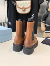 ANKLE BOOTS IN CINNAMON BROWN CALFSKIN