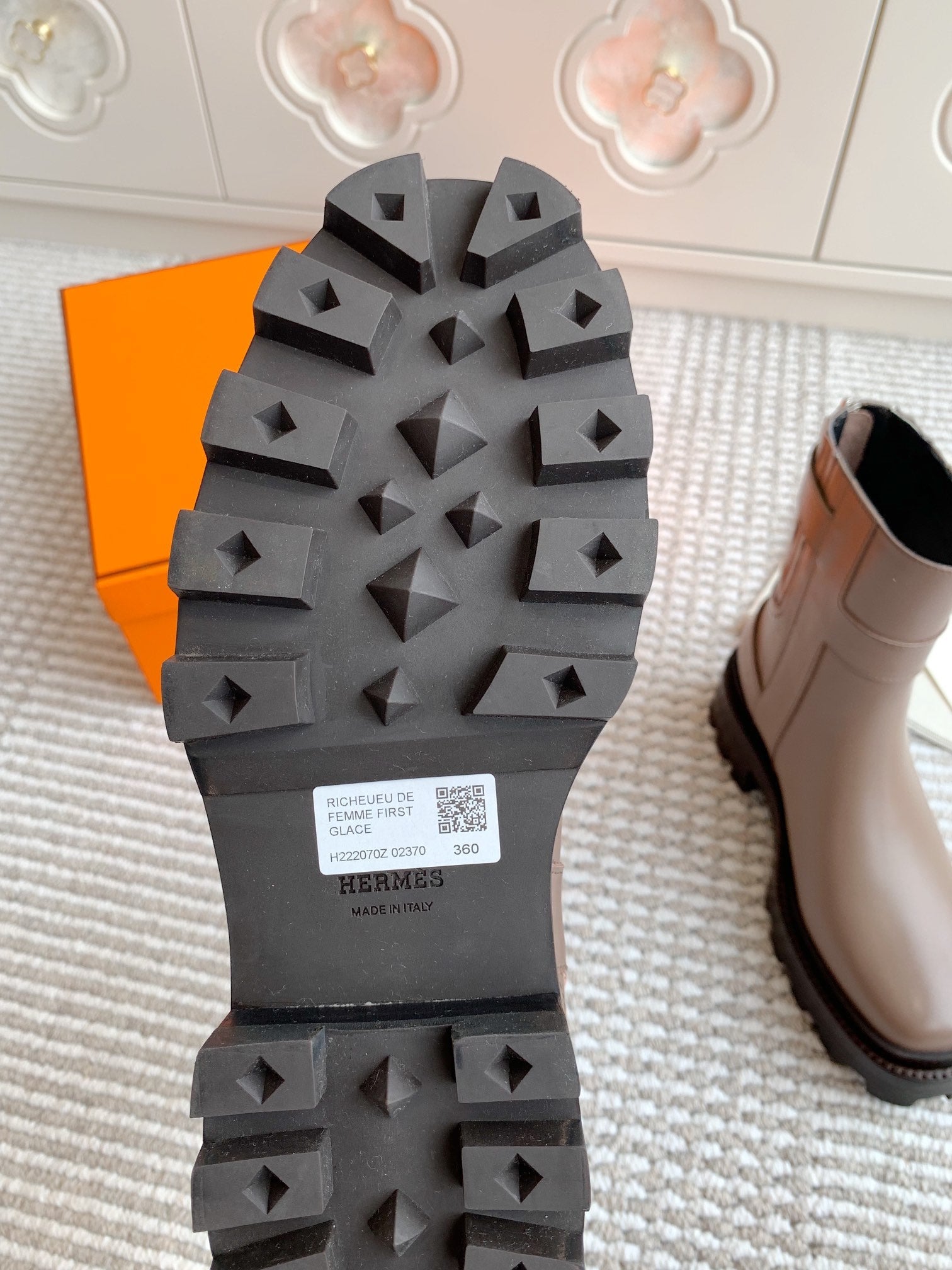 JAIME ANKLE BOOT IN CEDAR BROWN CALFSKIN
