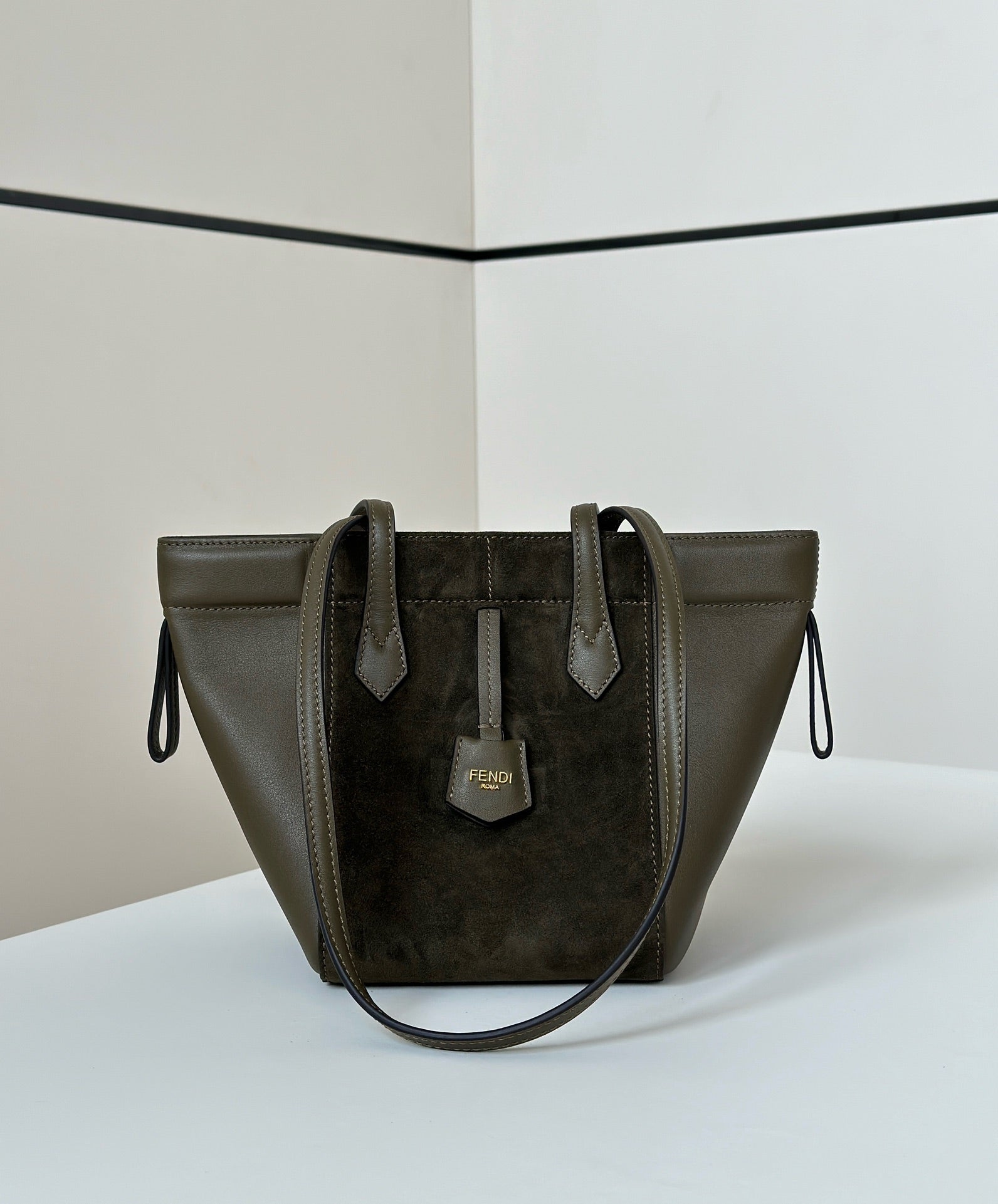 ORIGAMI MINI 19 IN ARMY GREEN LAMBSKIN AND SUEDE