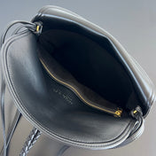MEDIUM LIBERTA 30 IN BLACK SMOOTH CALFSKIN GOLD HARDWARE
