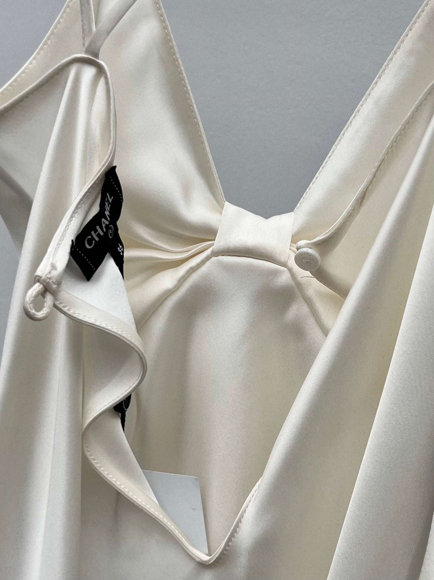 CHANEL 25S SATIN CAMISOLE TOP 631