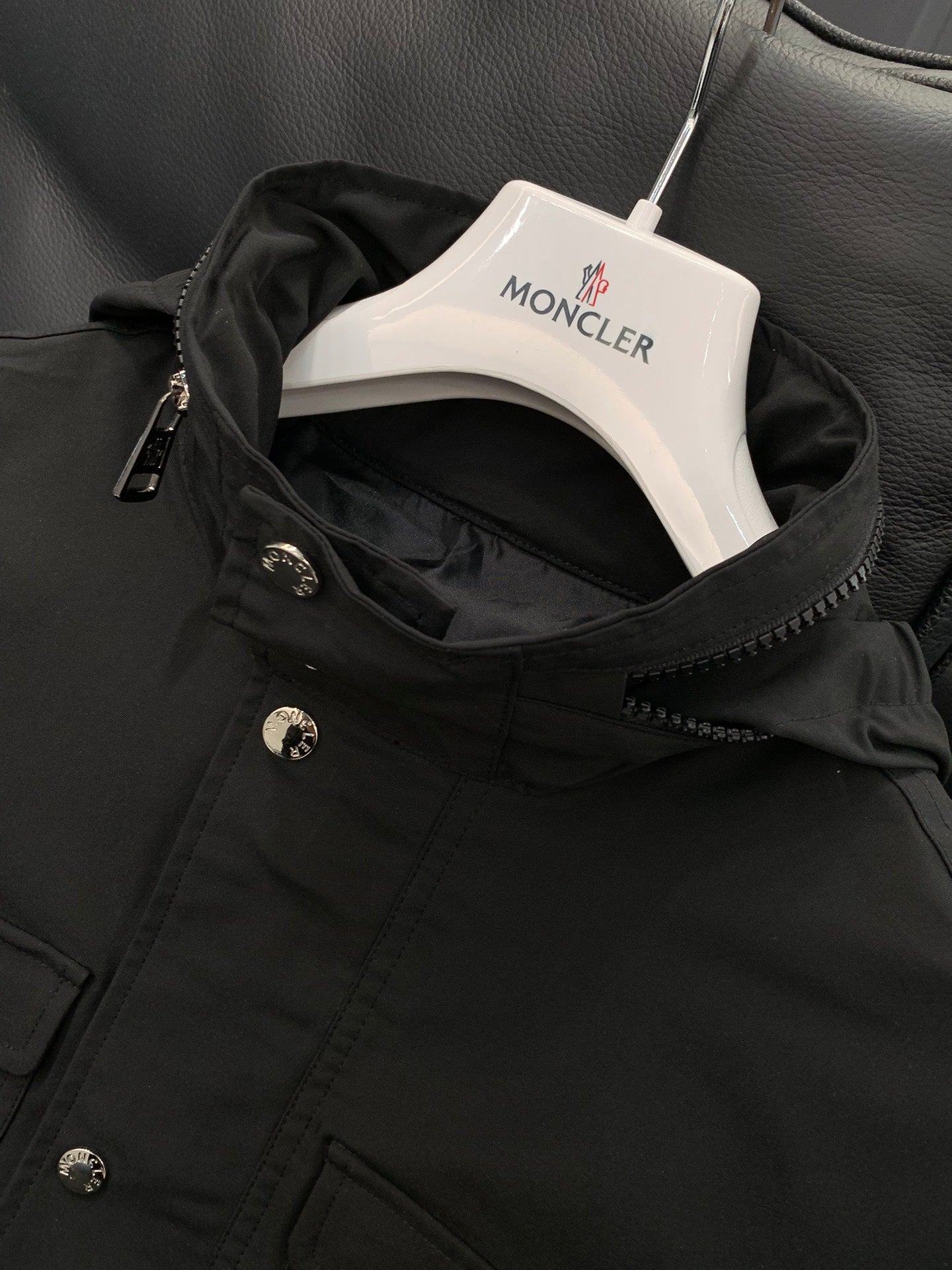 MONCLER 25S HOODED JACKET 432