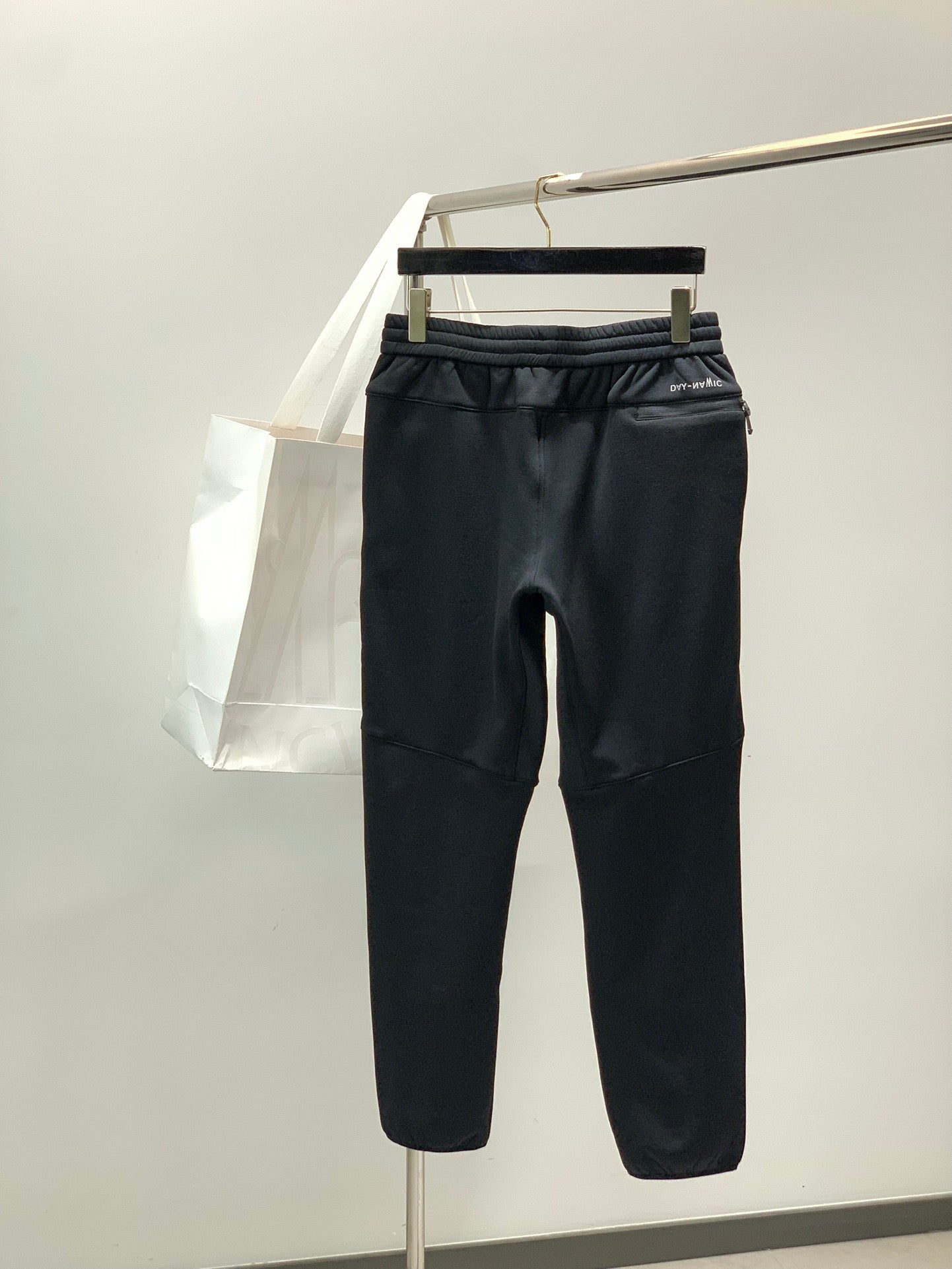 MONCLER 25S PANTS 358
