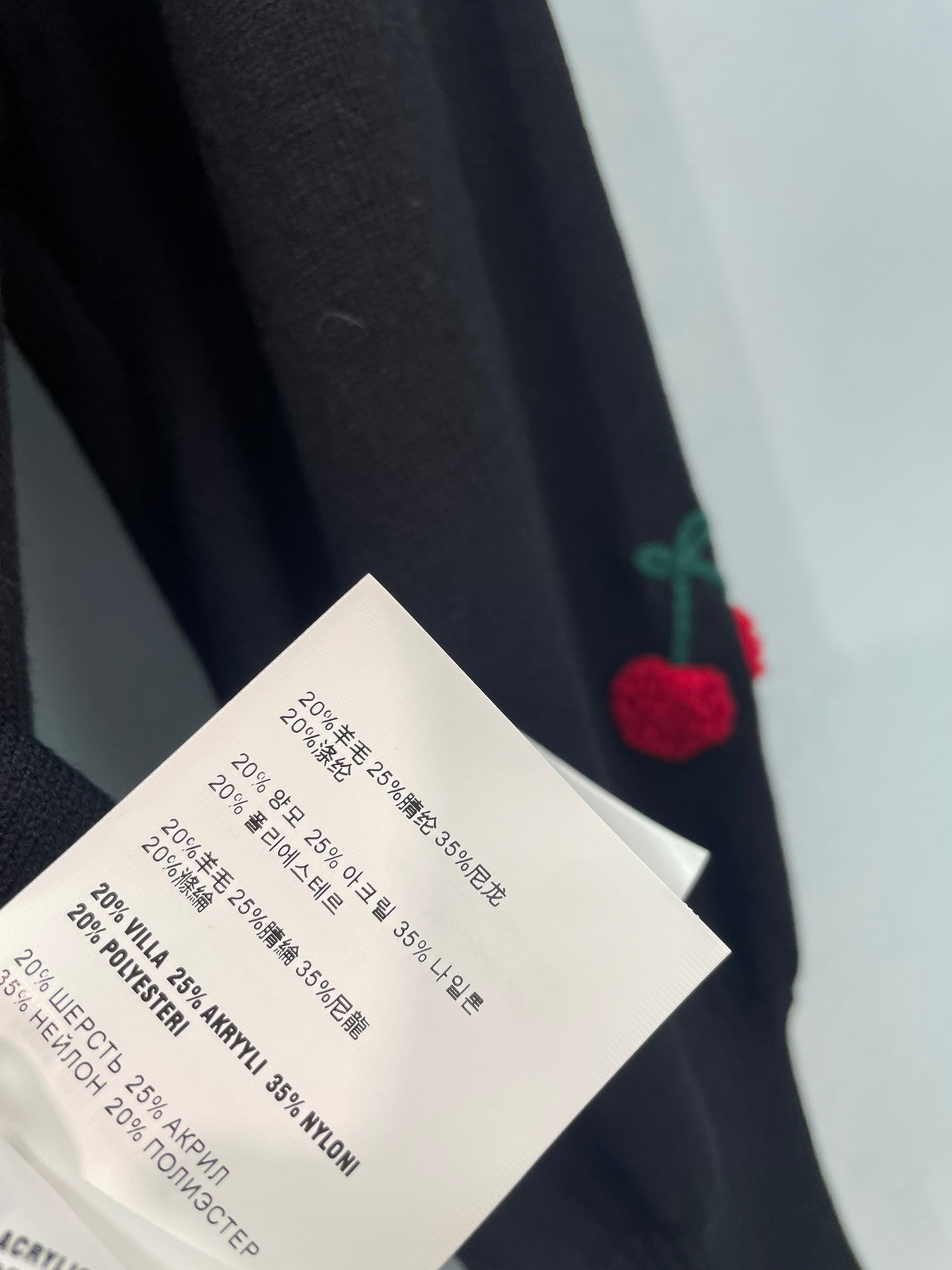 MIUMIU 26S CHERRY EMBROIDERED SWEATER 1475
