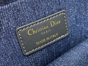 MONTAIGNE 21 BLUE JEAN EMBROIDERY