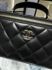 VANITY 17 TOP HANDLE IN BLACK QUILTED LAMBSKIN GOLD HARDWARE