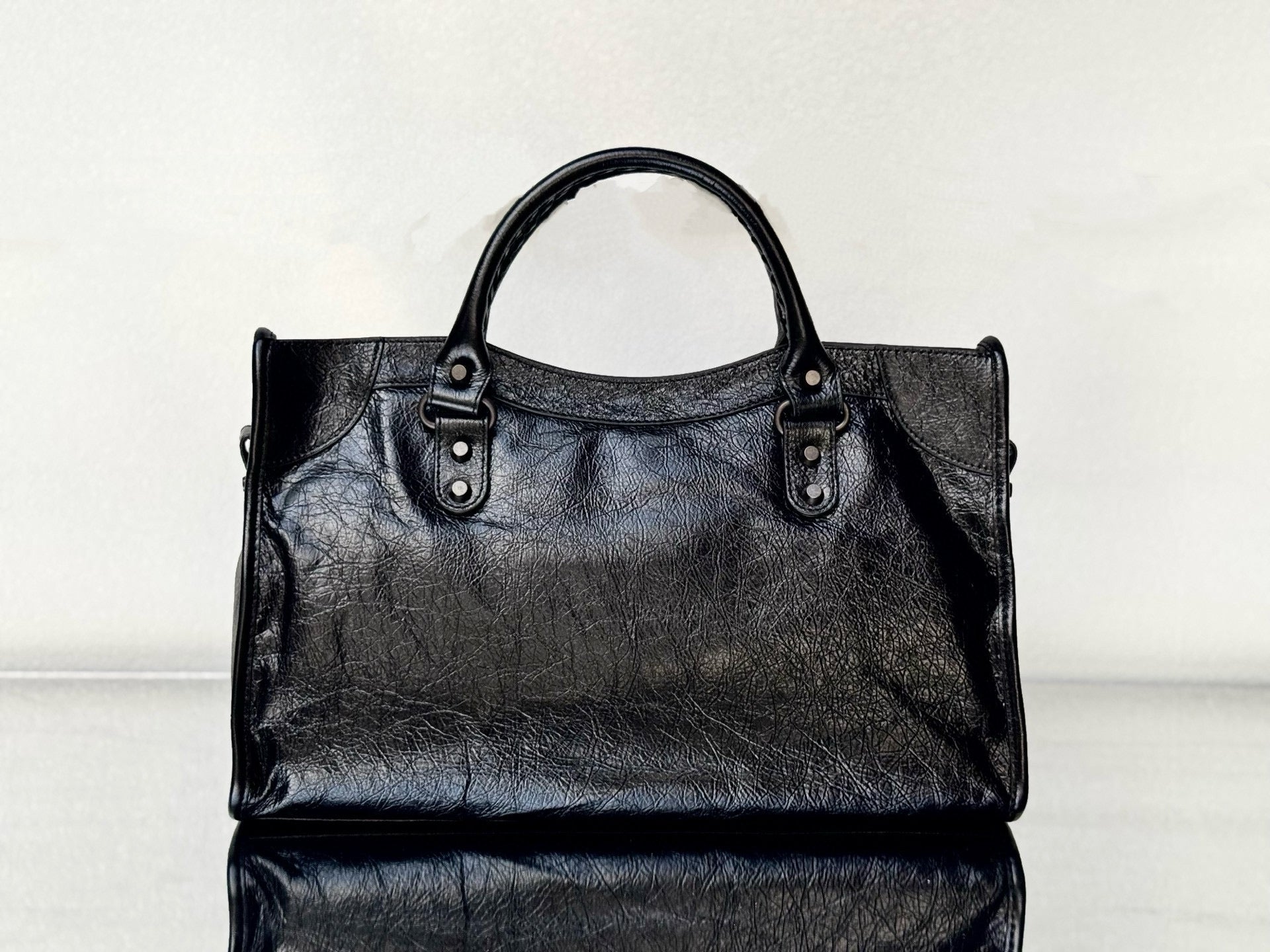 LE CITY BAG IN BLACK LEATHER