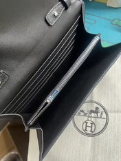 CONSTANCE SHOULDER BAG  IN BLACK CALFSKIN