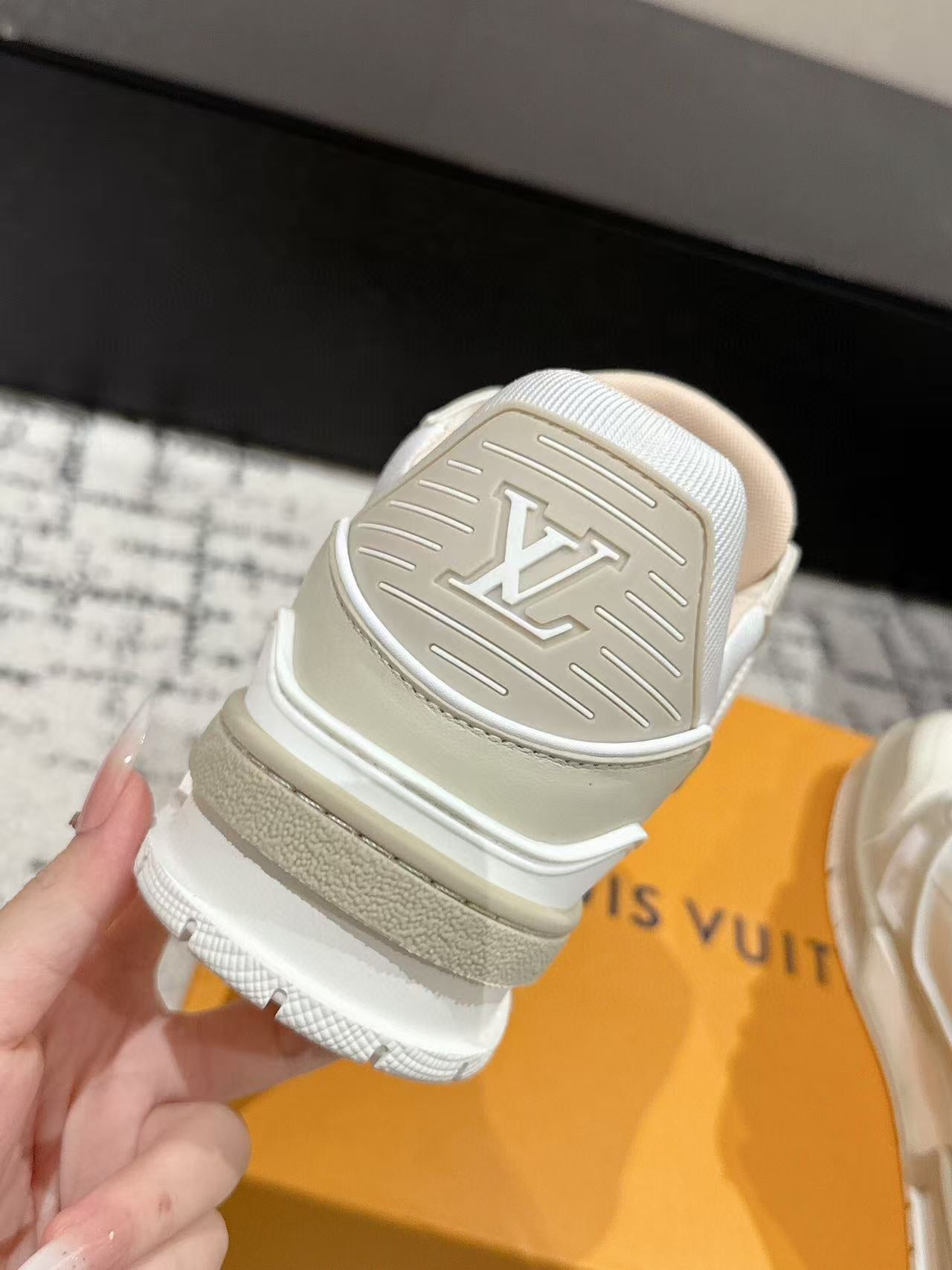 LV TRAINER SNEAKERS IN WHITE CALFSKIN
