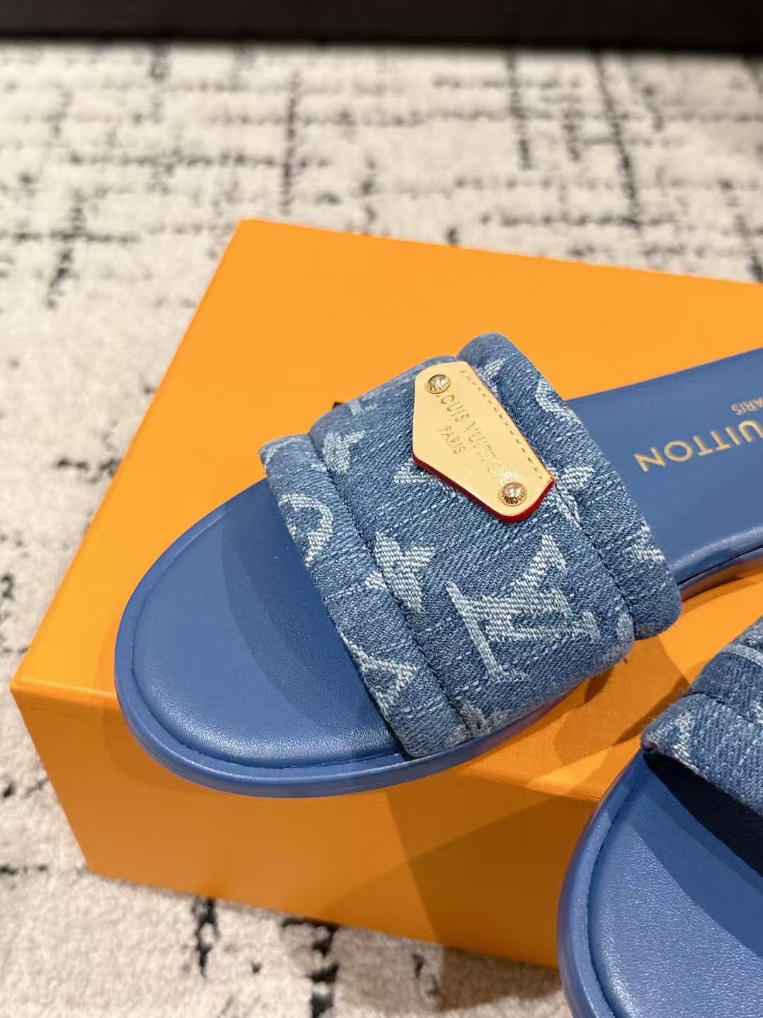 LV FLAT MULES BLUE IN BLUE DENIM GOLD-TONE PLAQUE