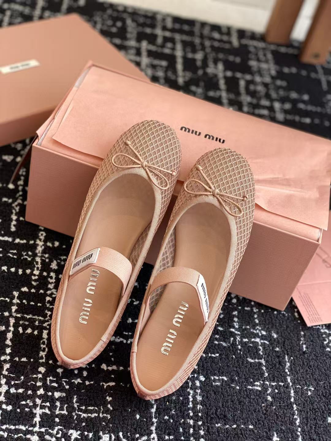 MM BALLET FLAT IN LIGHT PINK MESH