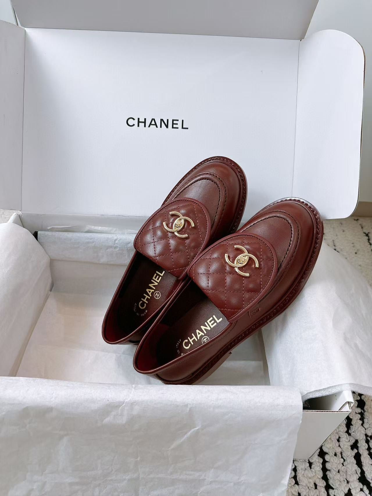 CC QUILTED FLAP LOAFERS IN BURGUNDY RED CALFSKIN GOLD HARDWARE