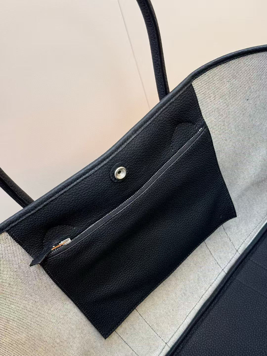 TOTE BAG 40 IN GREY AND BLACK CANVAS MIX CALFSKIN TRIM