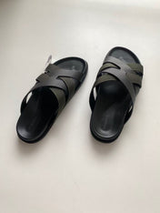 HM SLIDES IN BLACK AND DARK GREEN FABRIC