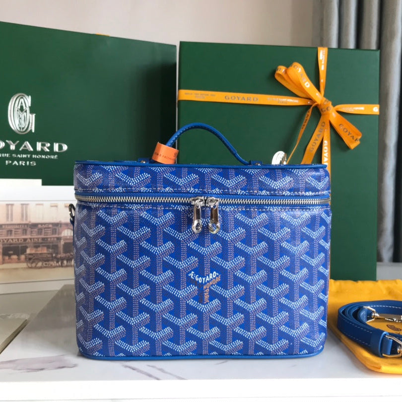 MUSE VANITY CASE 20 IN BLUE GOYARDINE CANVAS