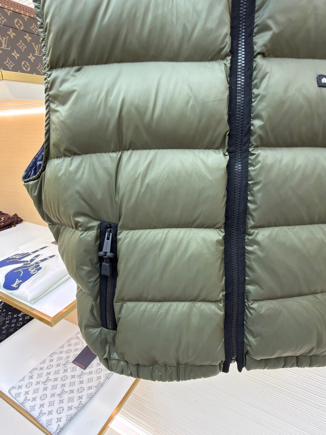 MIUMIU 26S DOWN VEST 1542