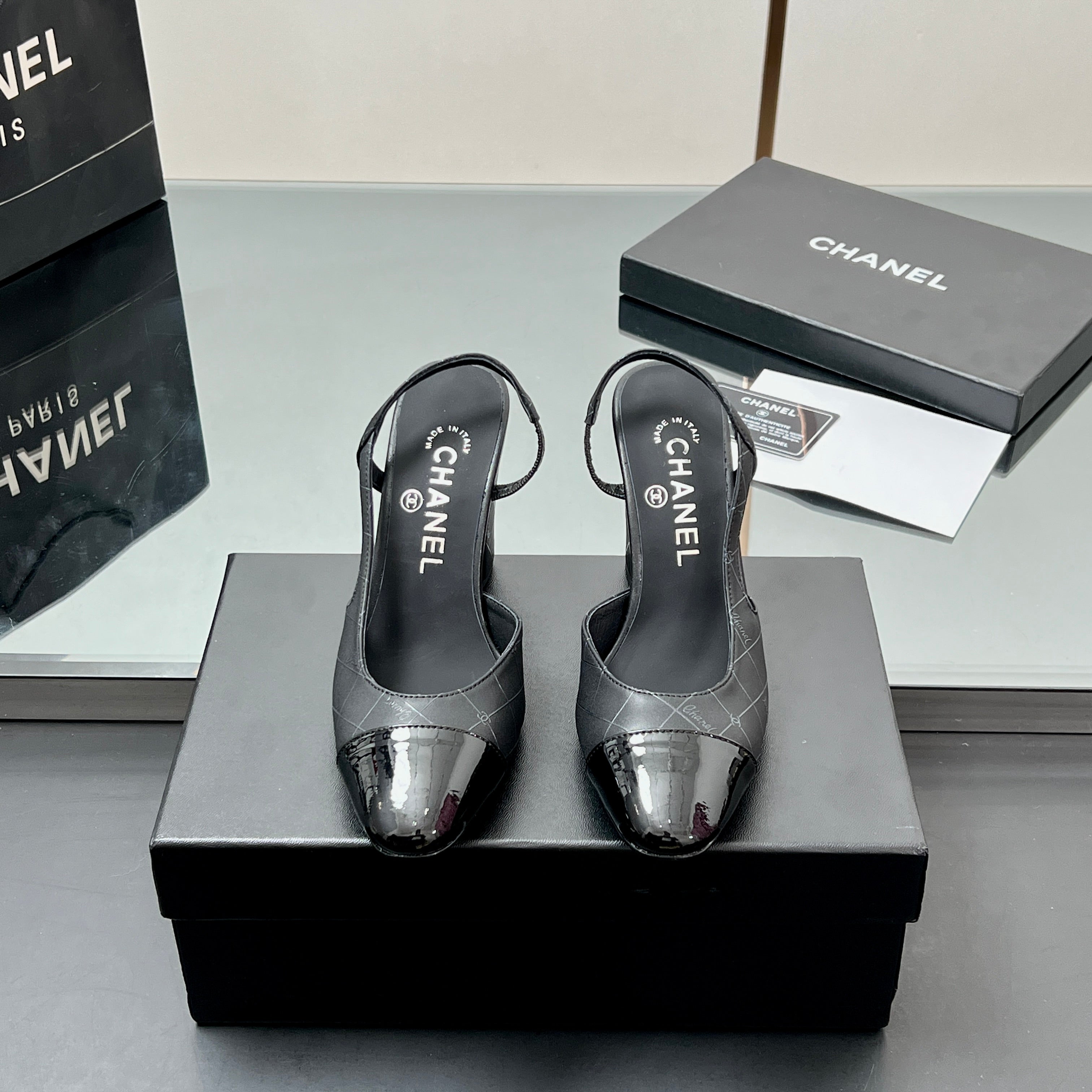 CC SLINGBACK 25S 90 MM IN BLACK LAMBSKIN WITH CHECK PATTERN