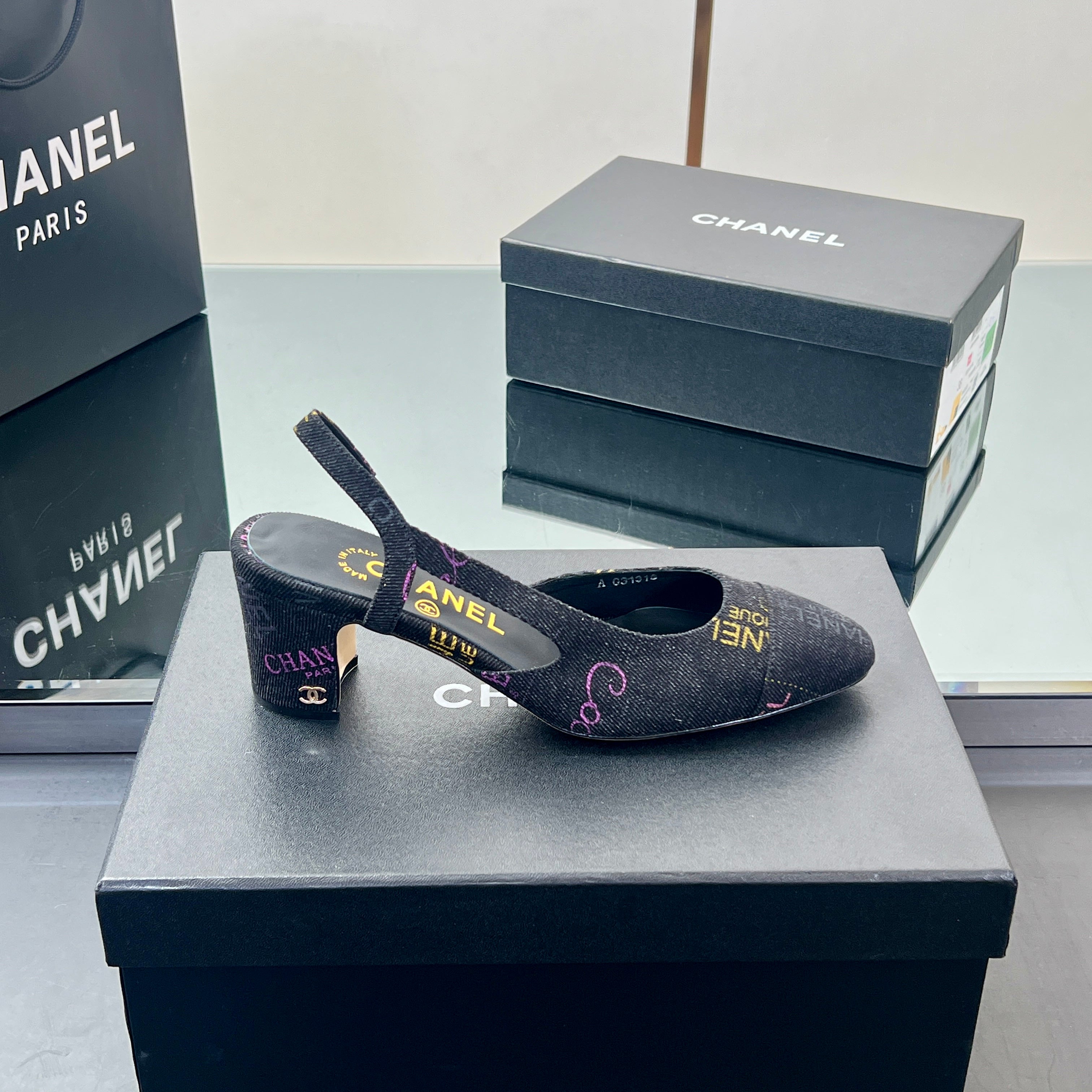 CC SLINGBACK 25S 65 MM IN BLACK FABRIC PRINT BRAND LOGO