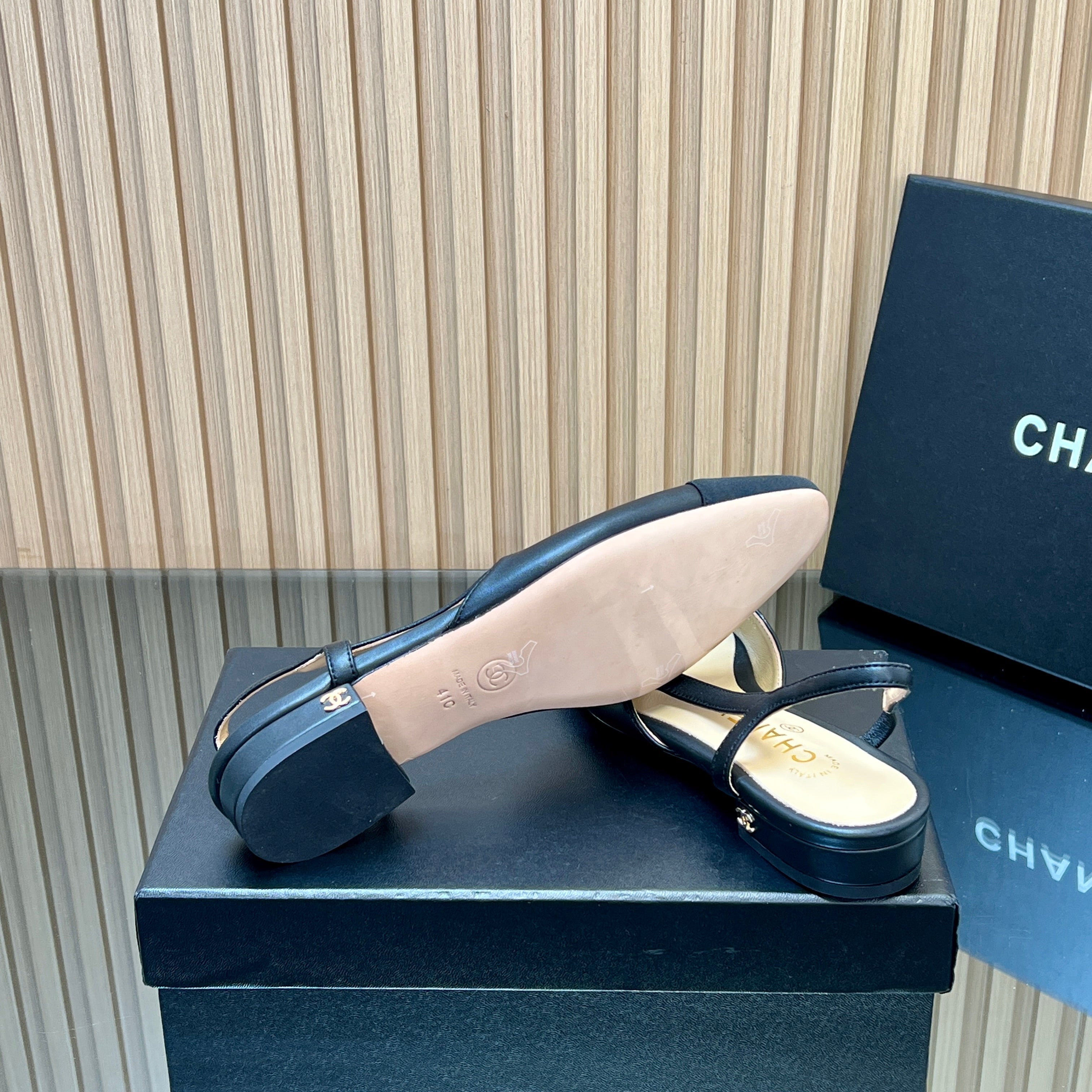 CHANEL 25S SLINGBACK SHOE FLATS IN BLACK SILK