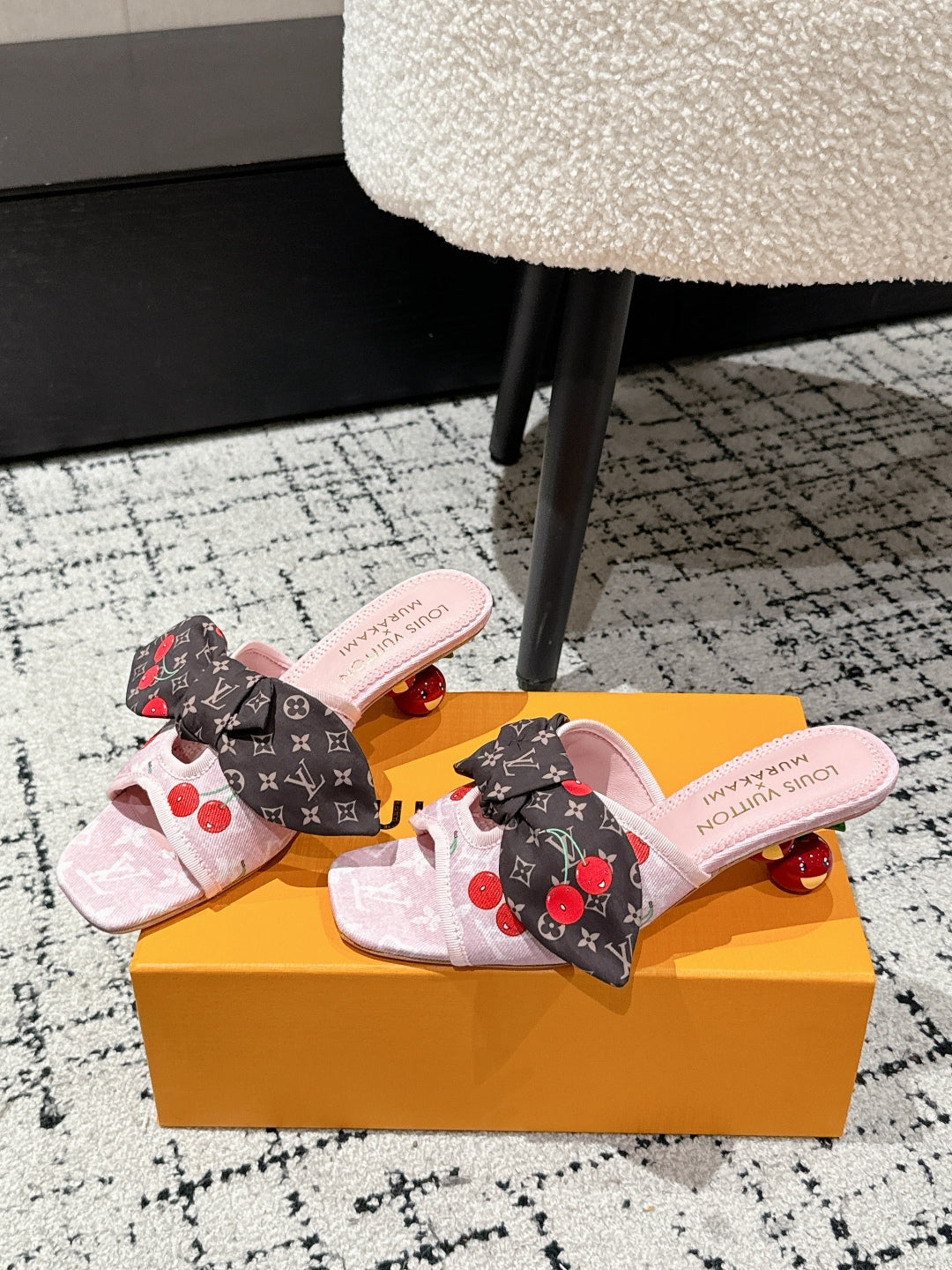 LV CHERRY HIGH HEELS 25S IN LIGHT PINK DENIM WITH BOW STYLE 4