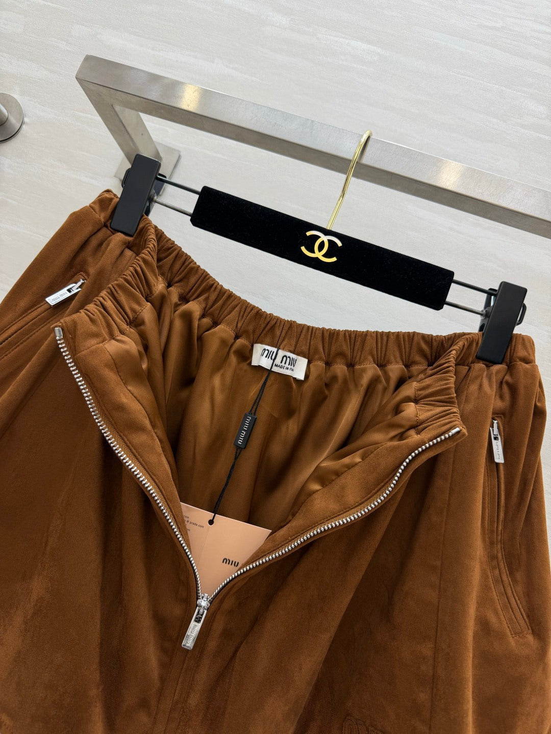 MIUMIU 26S ZIP-UP MINI SKIRT 1599