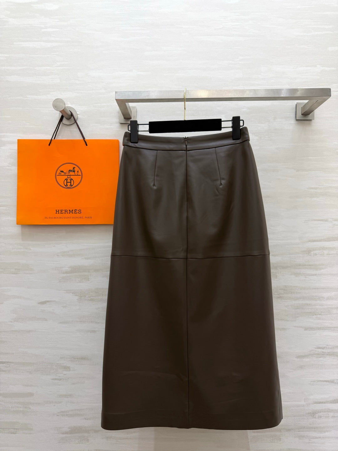 HERMES 26S LEATHER MIDI SKIRT 834