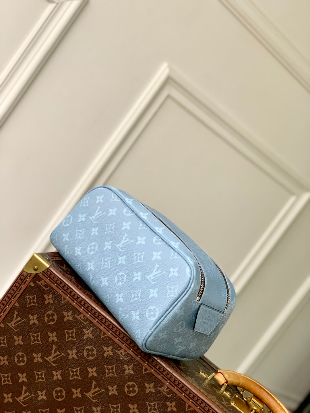 DOPP KIT 28 IN BLUE MONOGRAM COATED CANVAS