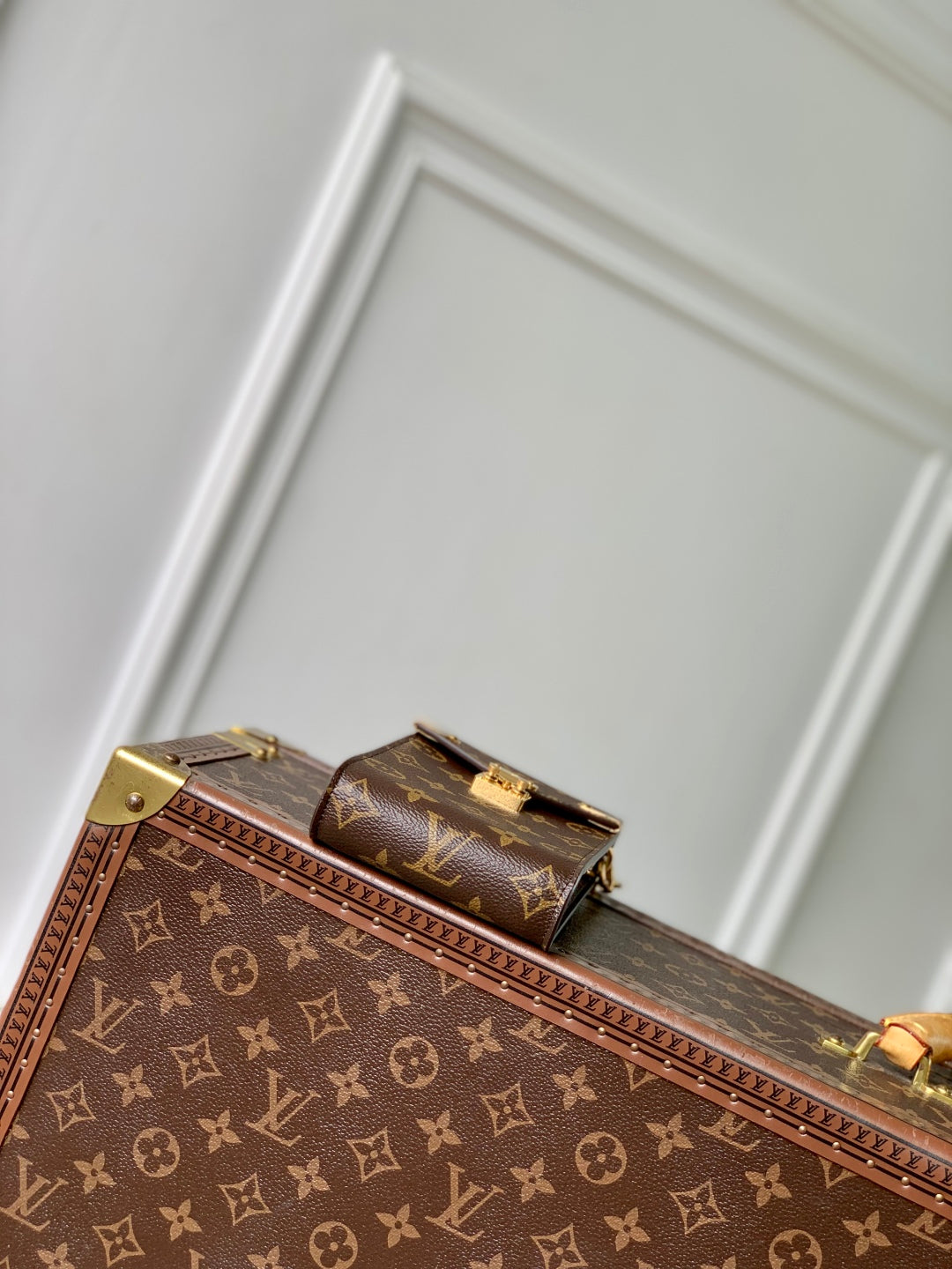 PHONE POUCH 17.5 IN BROWN MONOGRAM COATED CANVAS AND CALFSKIN