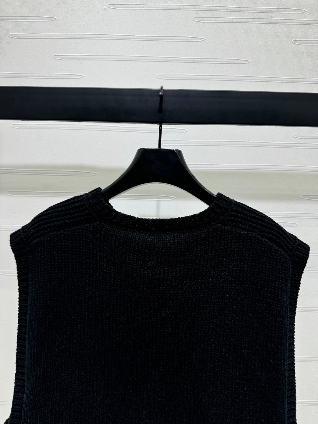 CHANEL CROPPED KNIT SWEATER 269386