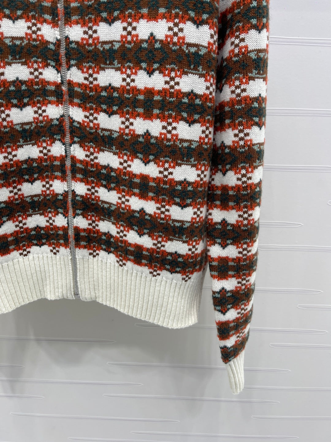 LV 25S CARDIGAN 0019