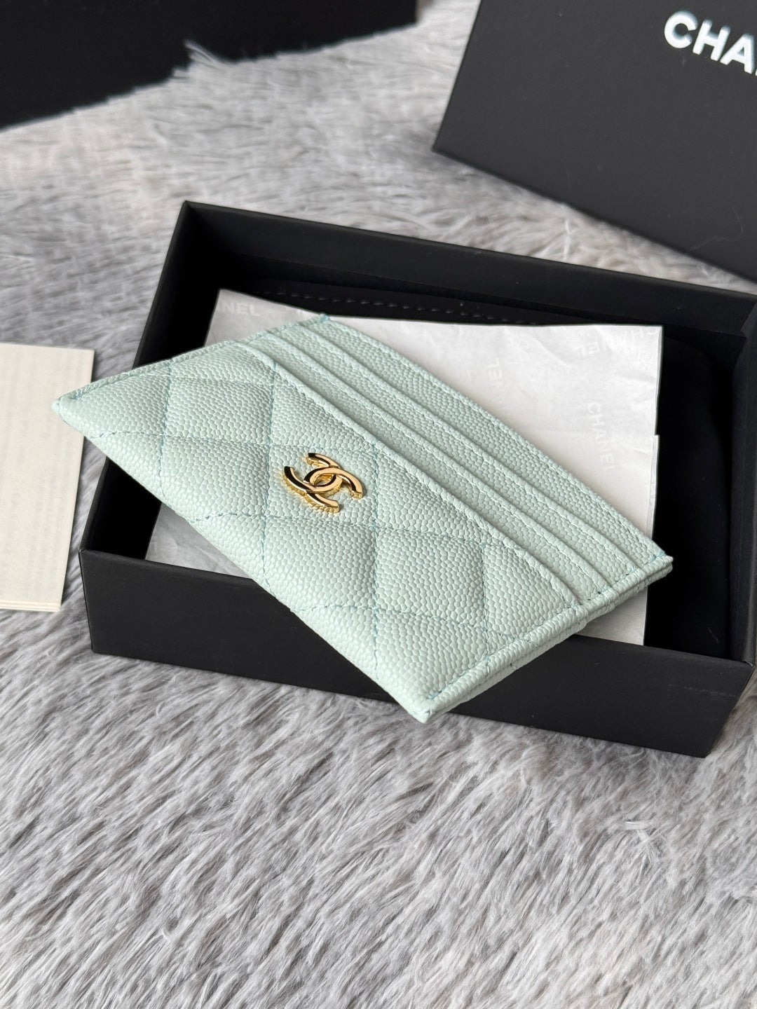 CHANEL 25S CARD HOLDER 11 IN SOFT MINT CAVIAR GOLD HARDWARE