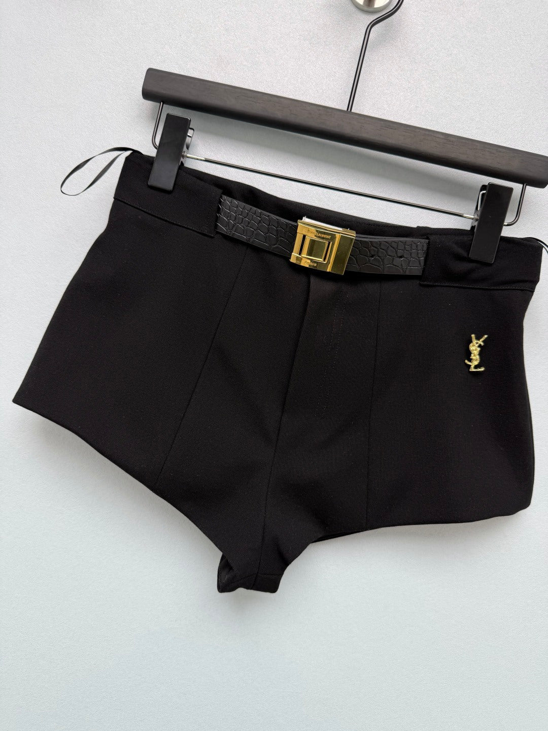 YSL 26S SHORTS 377