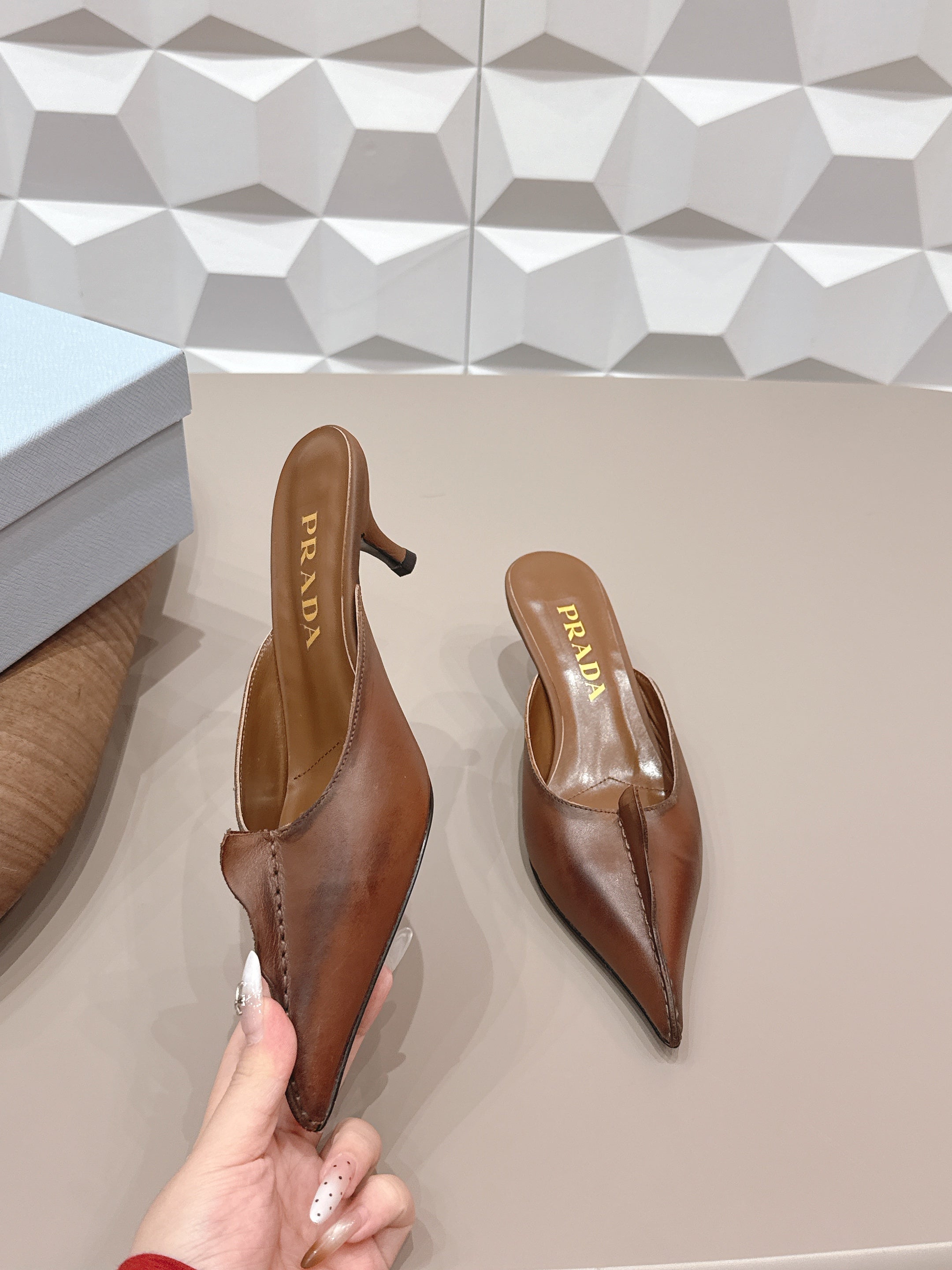 PRADA 26S POINTED TOE LACE TRIM MULES 55MM IN CARAMEL BROWN CALFSKIN