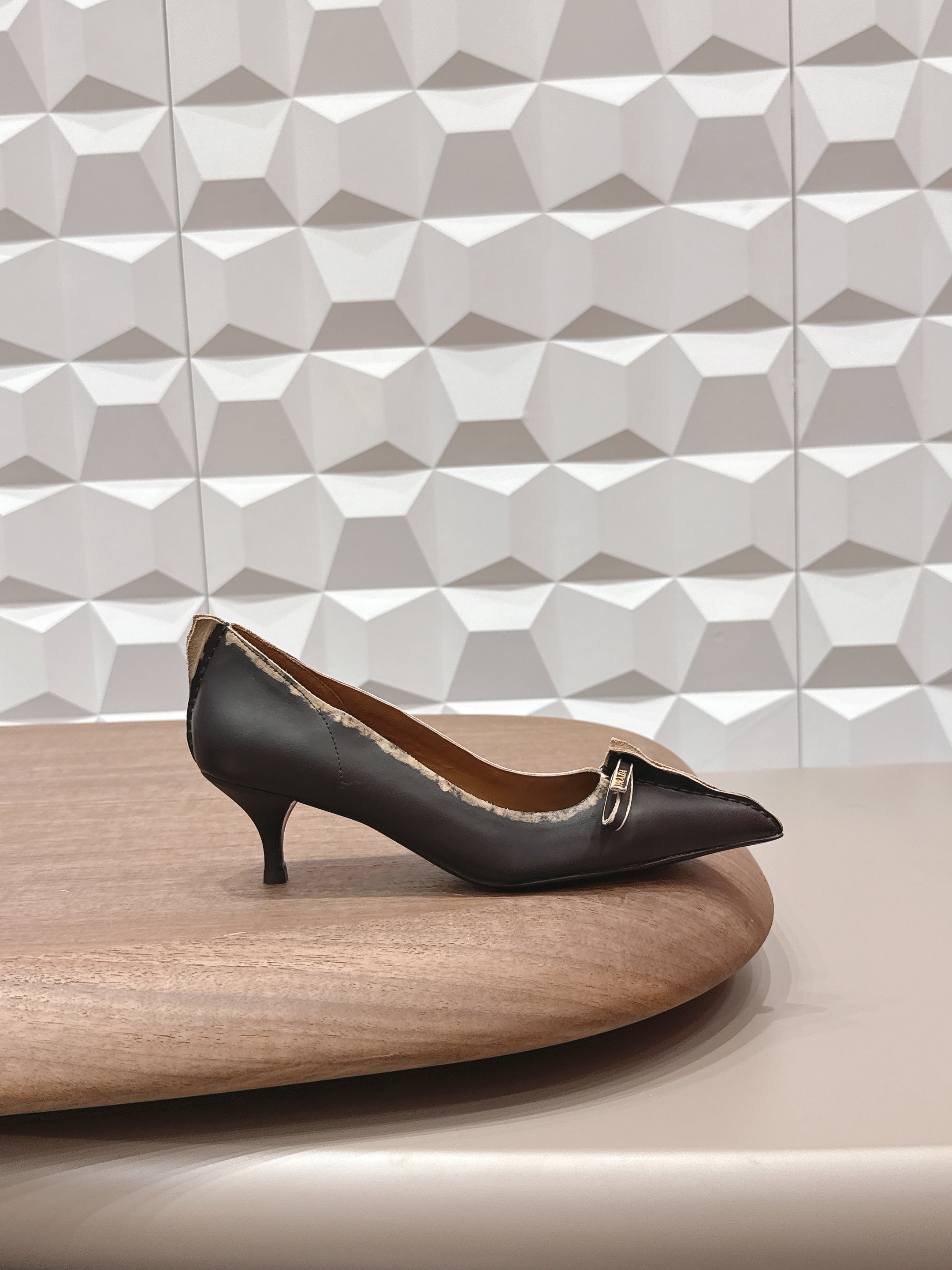 PRADA 26S POINTED TOE HIGH HEELS 55MM IN BLACK CALFSKIN