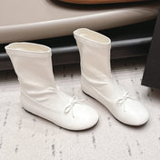 CHANEL 26S ANKLE BOOTS IN WHITE CALFSKIN LACE UP FRONT