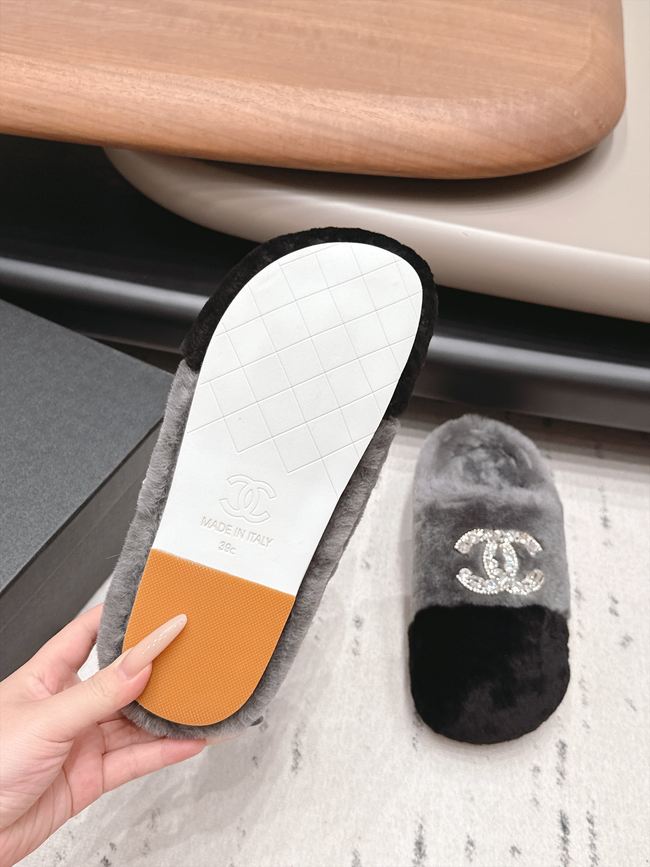 CHANEL 26S MULES IN GREY AND BLACK SHEARLING WITH ROUND TOE